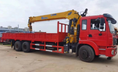 匠心工藝 東風(fēng)12噸隨車(chē)吊 廠家直銷(xiāo) 全國(guó)包上牌